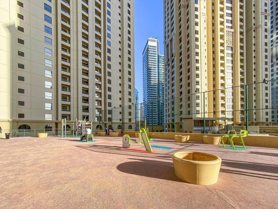 First Class 3Br Dubai Wheel & Beach Access Apartment Exterior photo